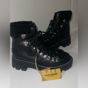 Steve Madden Black Women's Boots size 6 M new